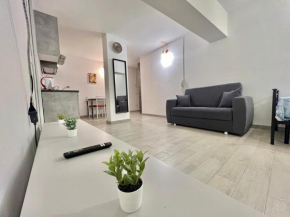 Abruzzi Home, delizioso appartamento e confortevole accanto a Metropolitana Linea Verde, con parcheggio gratuito in strada